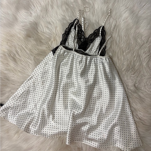 Victoria’s Secret Satin Slip - Picture 3 of 4